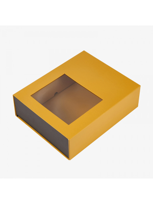 Window Box with Magnetic Closure