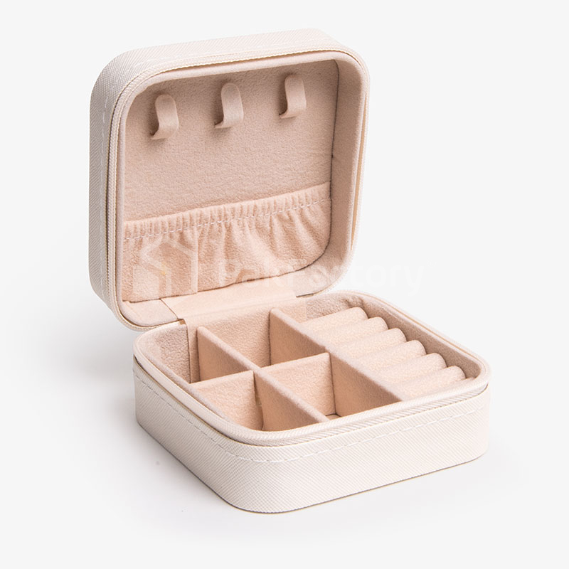 Faux Leather Jewelry Box PakFactory®